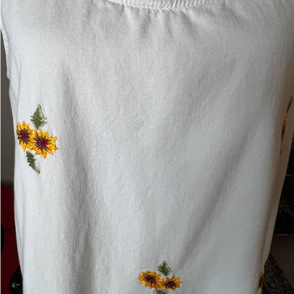 Denim Du Jour Midi Dress with Embroidered Sun Flowers and Side Slits Size Large - Picture 2 of 6